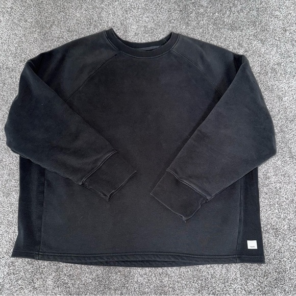Vuori Women's Restore Oversized Crew Sweatshirt black size medium - Picture 2 of 7